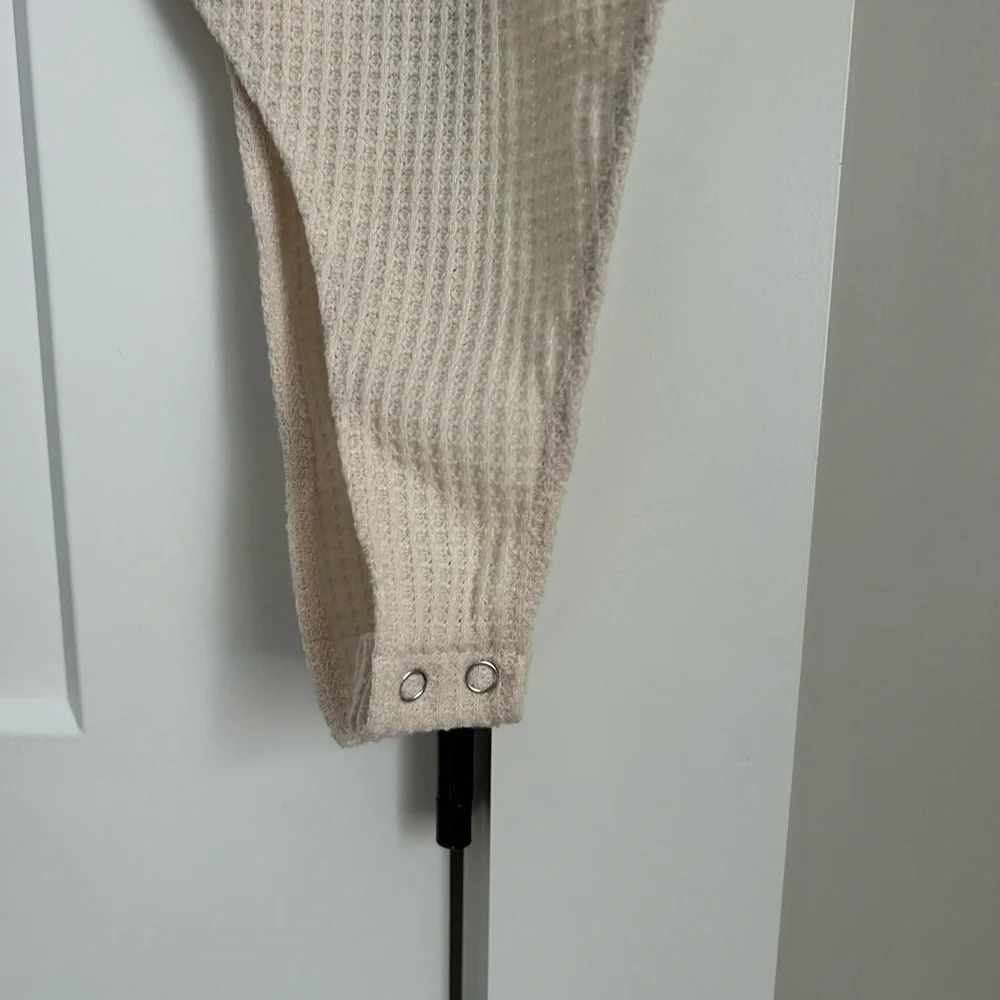 SHEIN Cream Ribbed Body Suit - Picture 3 of 6